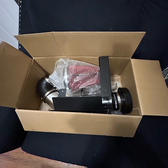 Spectre Performance Air Intake System - Picture 2 of 9